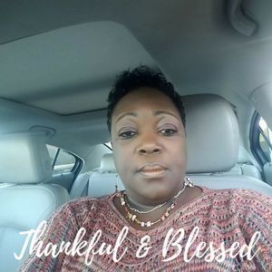 Meet your Posher, Ramona